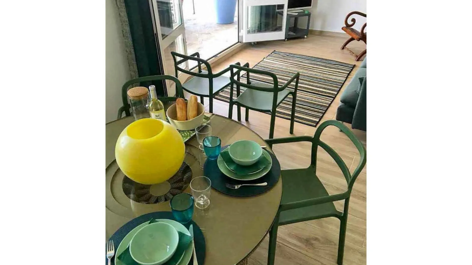 Holiday home Pied Dans L'Eau Villa Brezzo