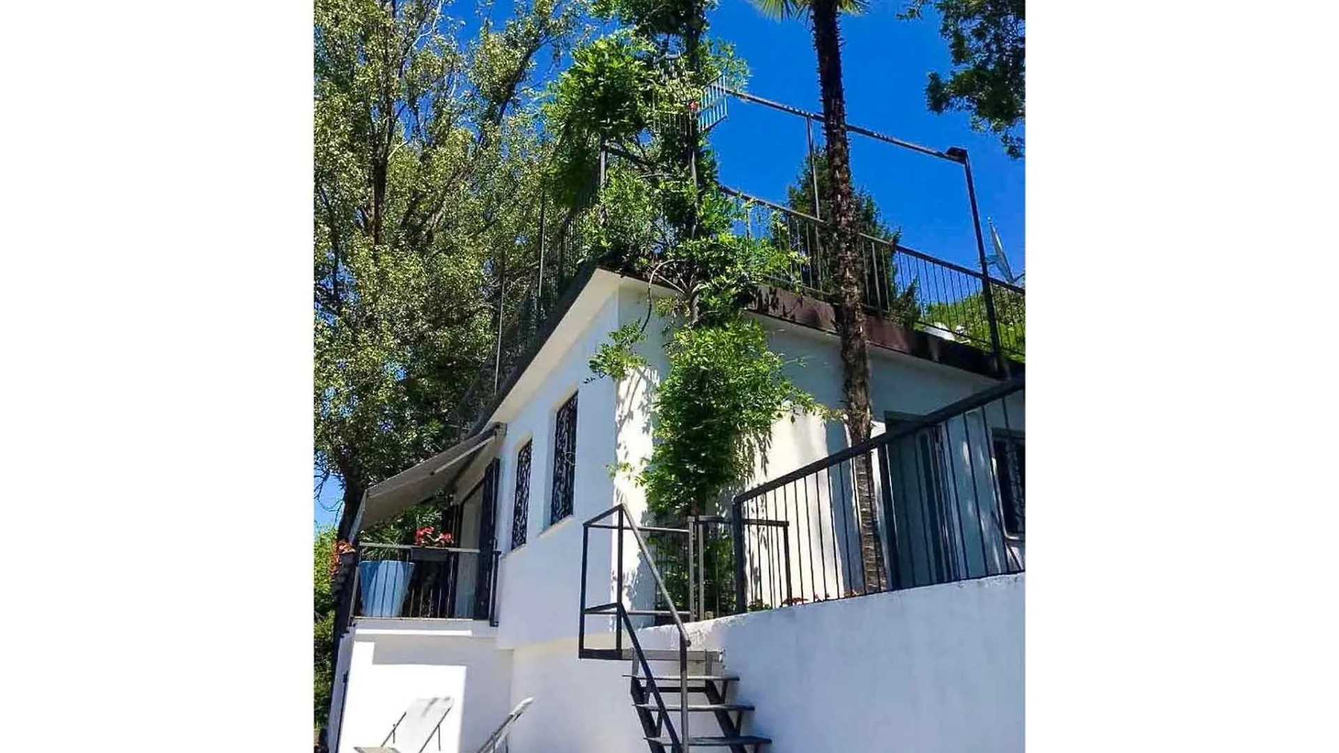 Holiday home Pied Dans L'Eau Villa Brezzo Italy