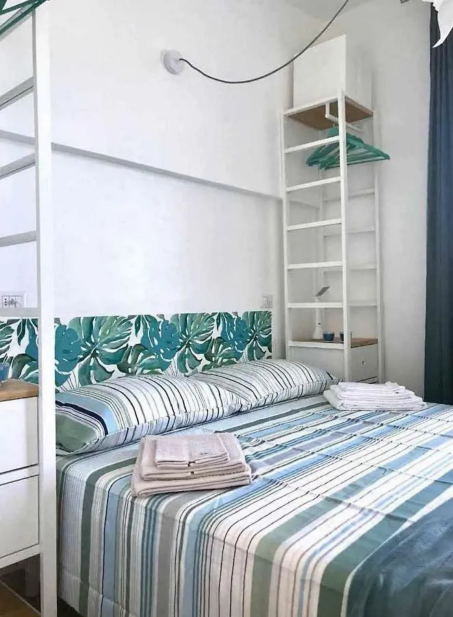Pied Dans L'Eau Villa Brezzo Holiday home