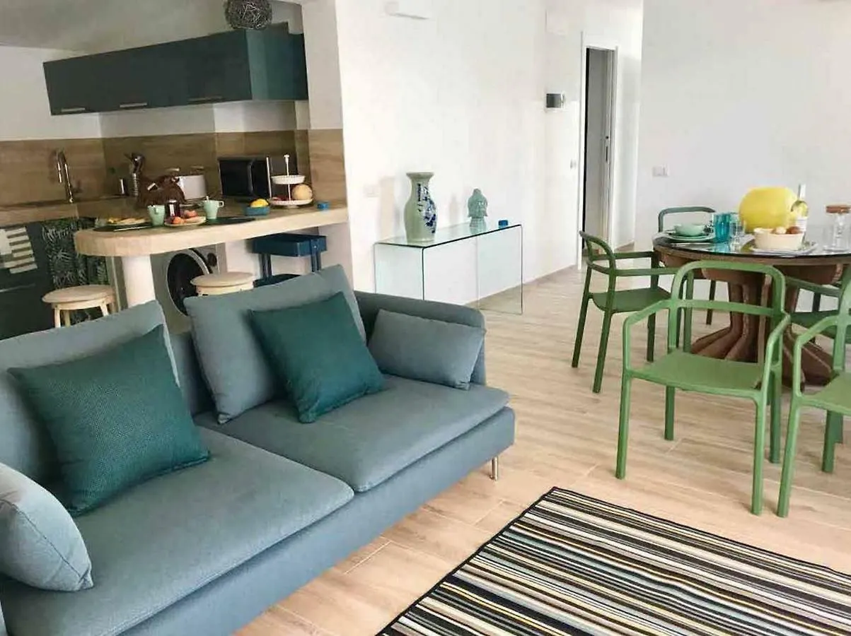 Pied Dans L'Eau Villa Brezzo Holiday home